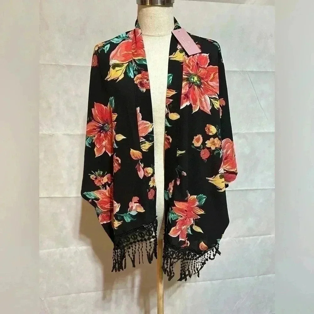NEW Kimono Women’s Medium Black Multicolor Floral Fringe Maverick The Collection